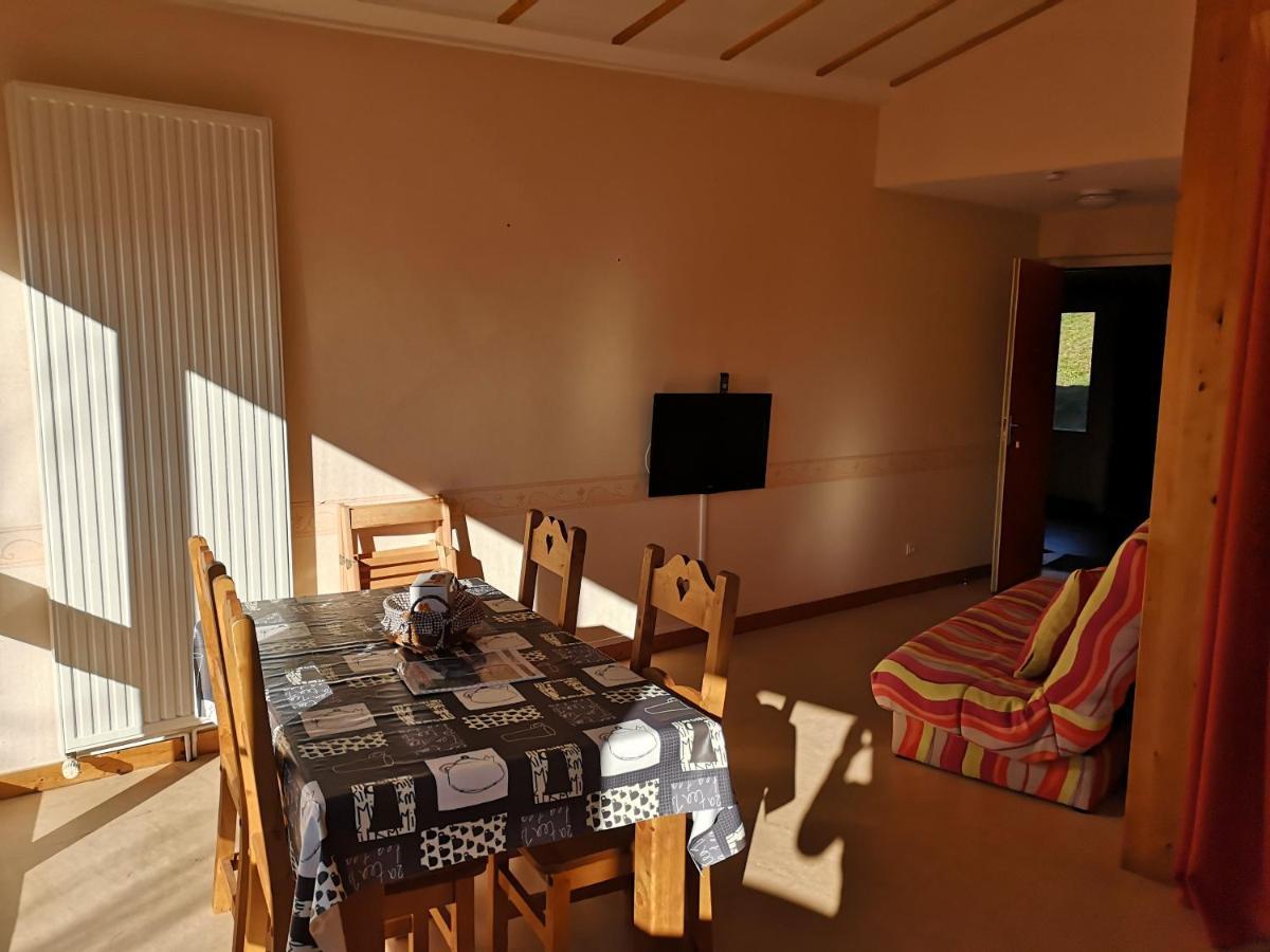 Les Gîtes du Val Valprivas Extérieur photo